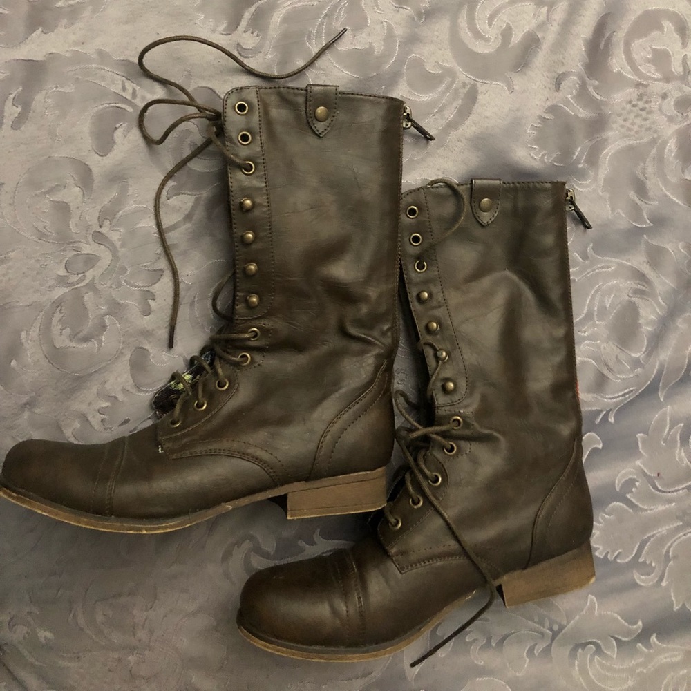 Leather boots